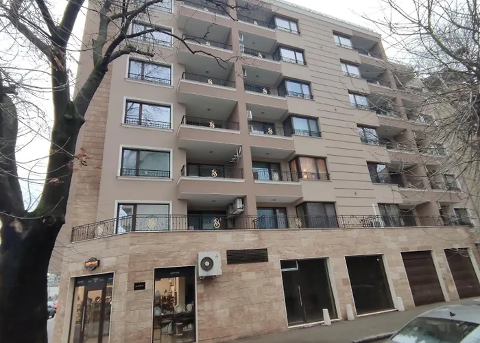 Аpartment With Free Parking
